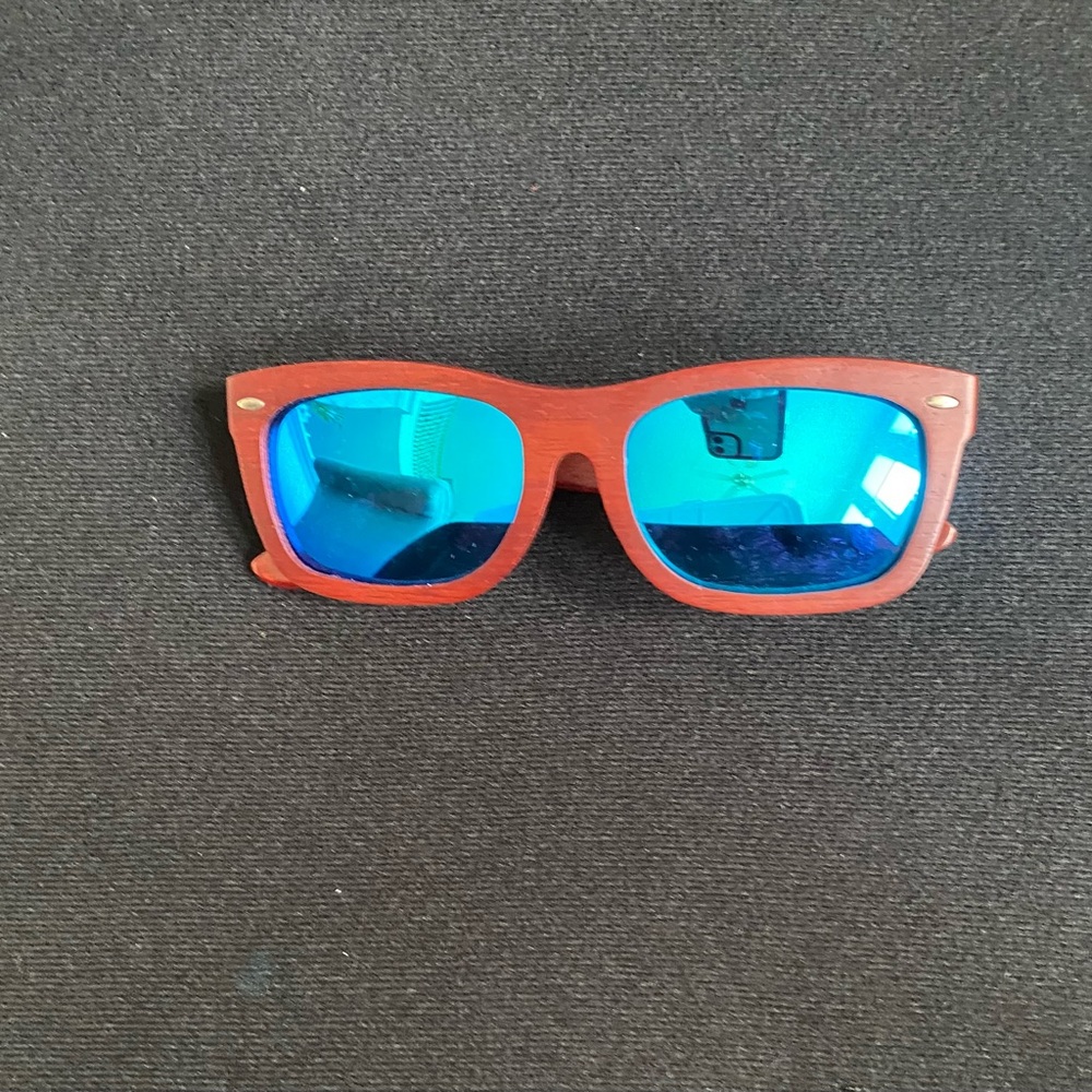 Earth Sunglasses Unisex Mirrored Lenses